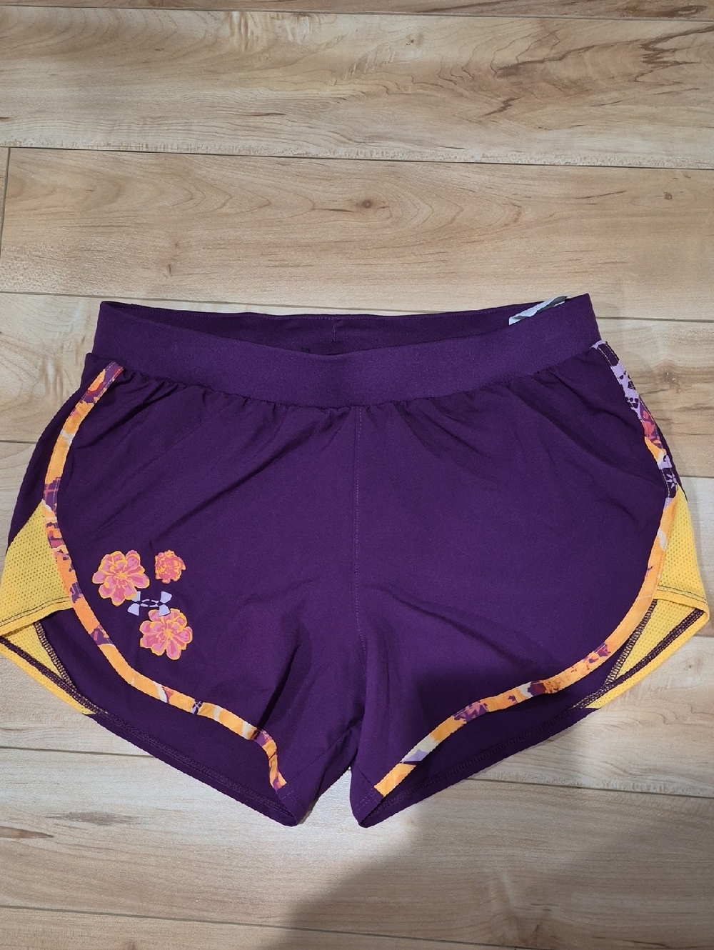 Under Armour Women's Size Small Purple Floral-Trim Athletic Shorts